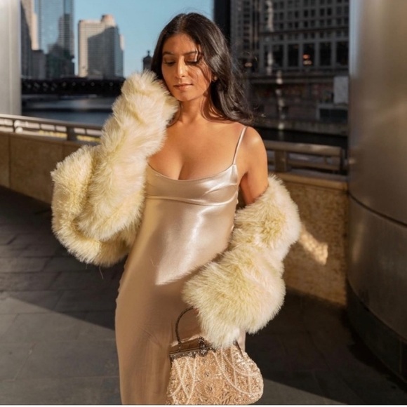 ZARA CHAMPAGNE SATIN EFFECT SLIP DRESS size large new tags - Picture 16 of 16